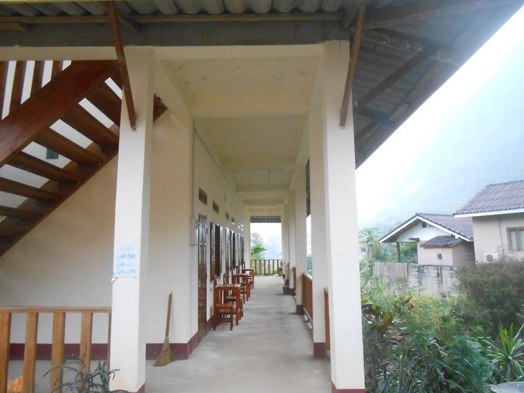 Vongmany Guesthouse Нонгкио Экстерьер фото